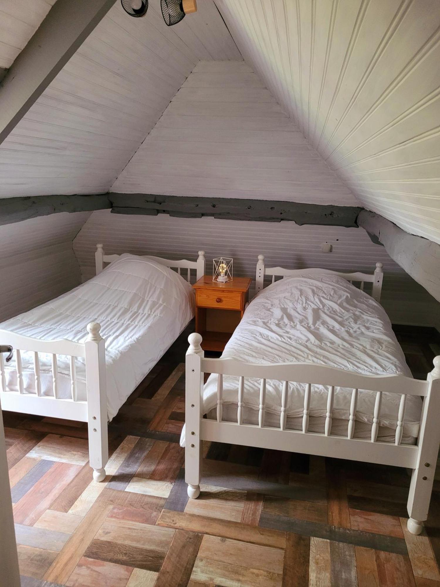 Gîte des Etourniaux La Poterie-Mathieu Extérieur photo